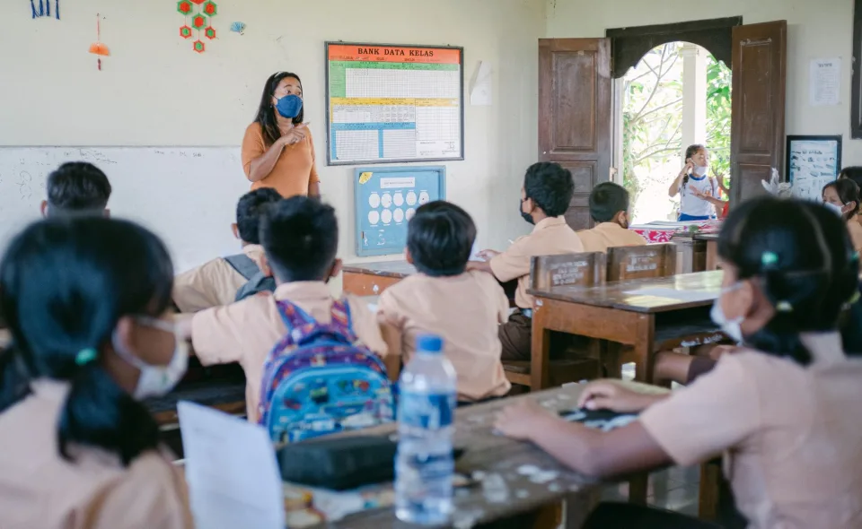 Sinh viên học tiếng Anh tại Nhóm Trẻ, Lớp Mẫu Giáo Độc Lập Mặt Trời Nhí